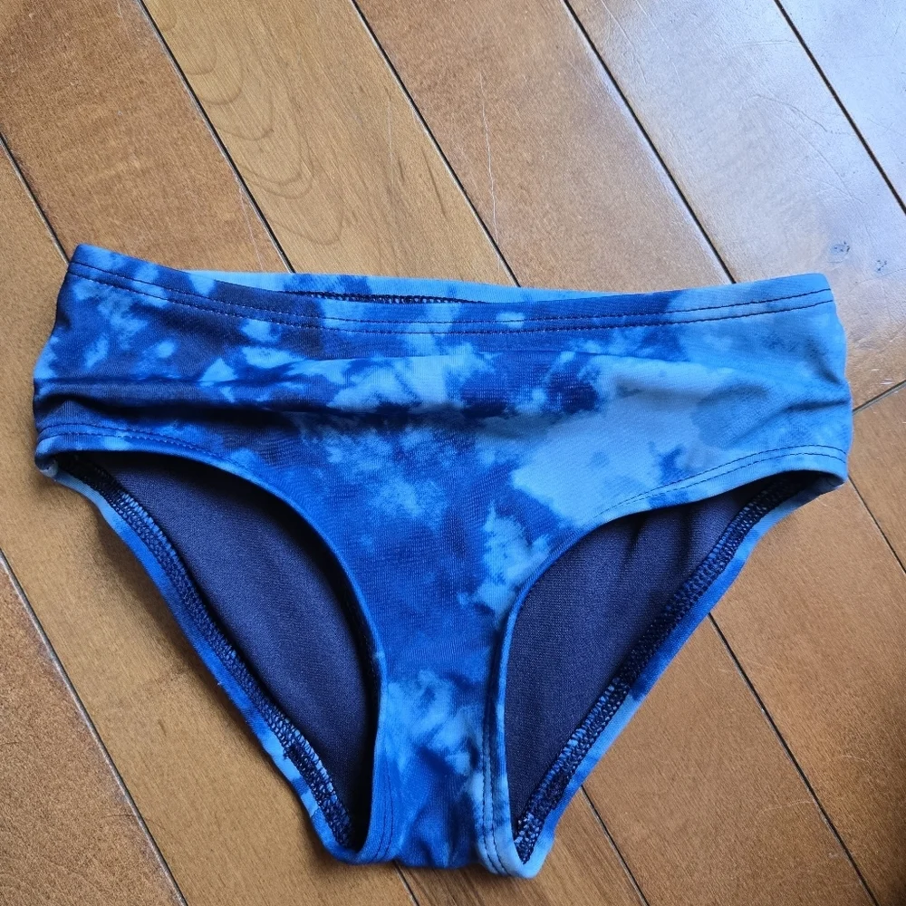 Blue Tie-Dye Girl 3T Two Piece Bikini set VGUC City Street Ruffles